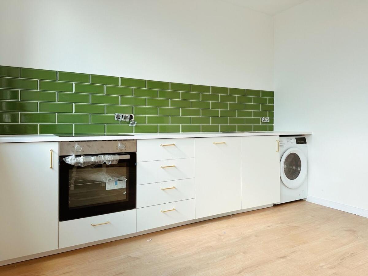 Helles Elegantes Zimmer In Berlin-schoeneberg 12 * Berlijn